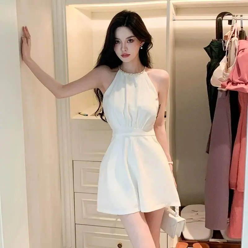 クールな白人女性用ショートパンツ オフィス ライト バケーシ - Summer Clothing Trends 2025 のレビューと価格