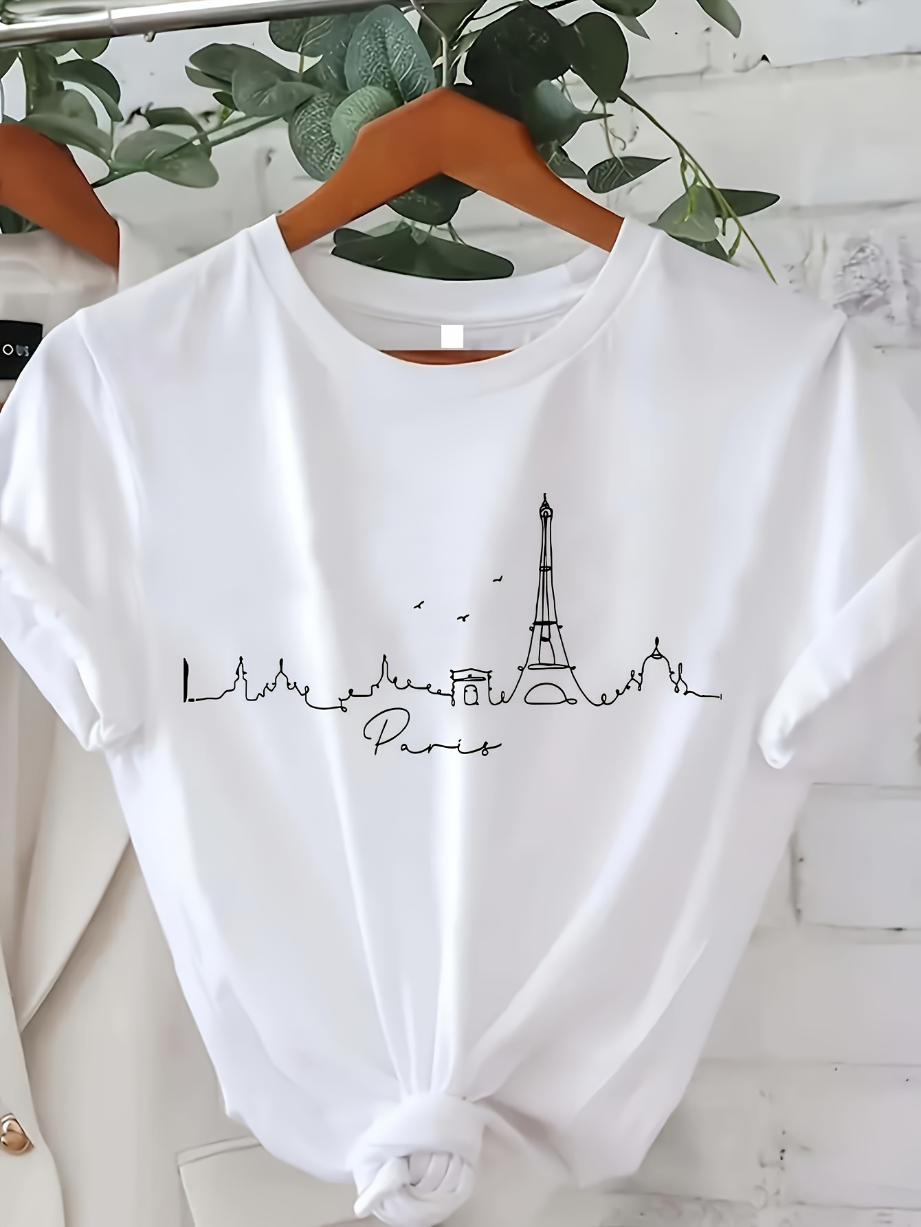 シックなパリ風レディースTシャツ、カジュアルな半袖クルーネッ - Summer Clothing In Paris のレビューと価格