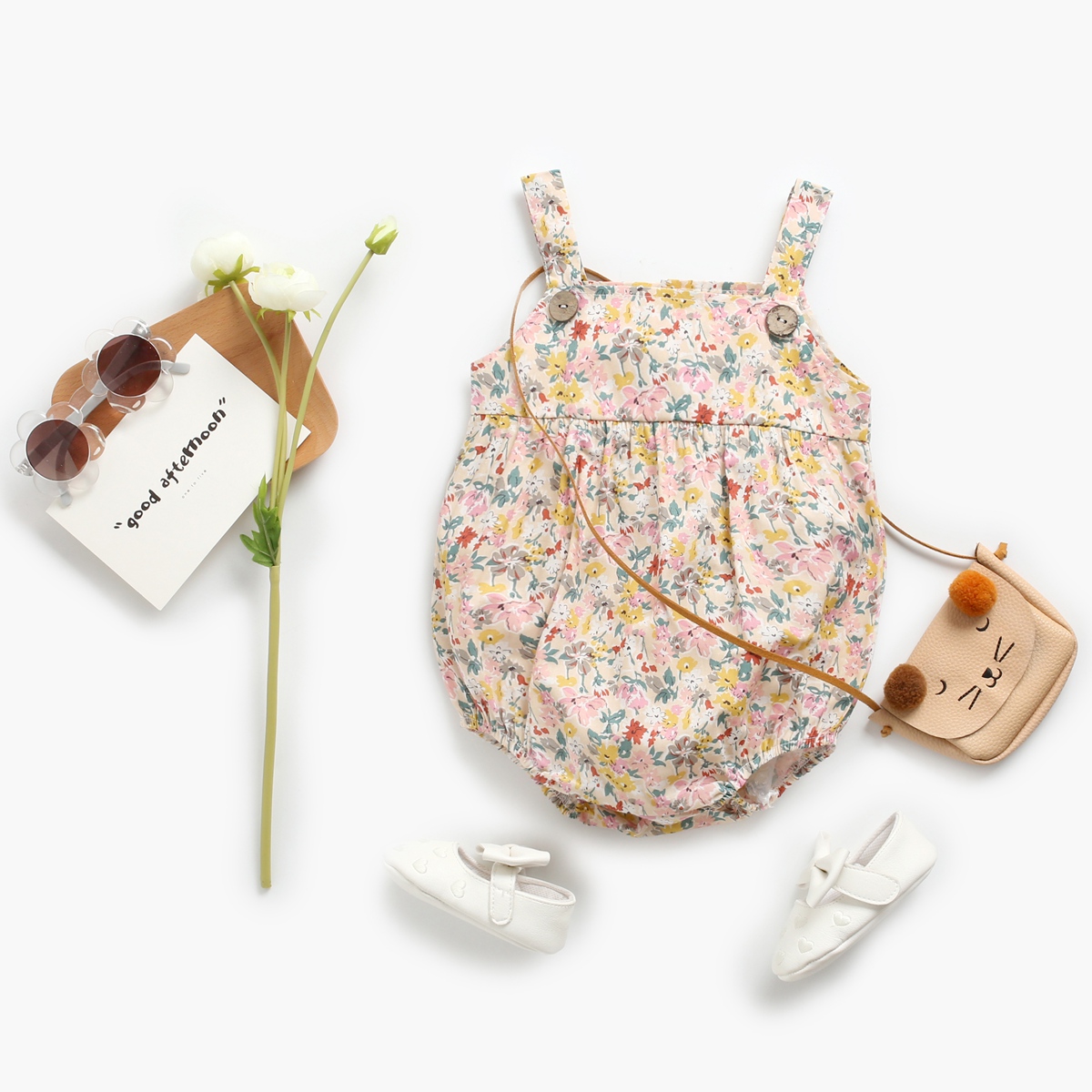 ベビーストラップボディスーツ花柄幼児服プリンセスファッション - Summer Clothing Pk のレビューと価格
