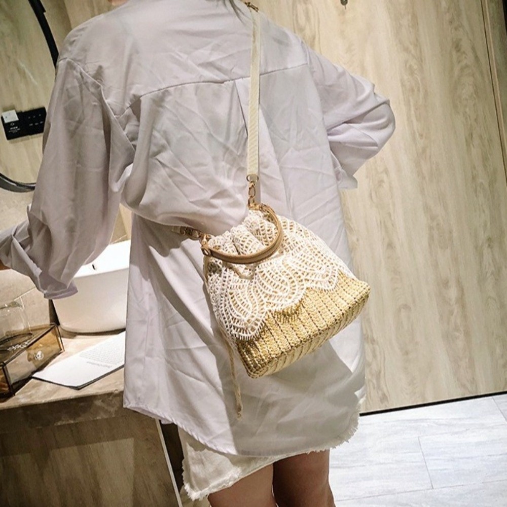 ヴィンテージレースストローショルダーバッグボヘミアンフラワー - Beach Bag Straw のレビューと価格