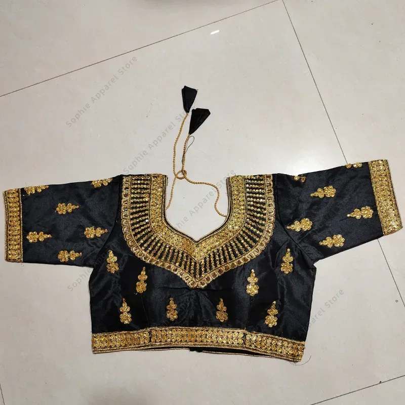 女性のための伝統的なインドの服サリトップス、金糸の刺繍ブラウ - Summer Clothing India のレビューと価格